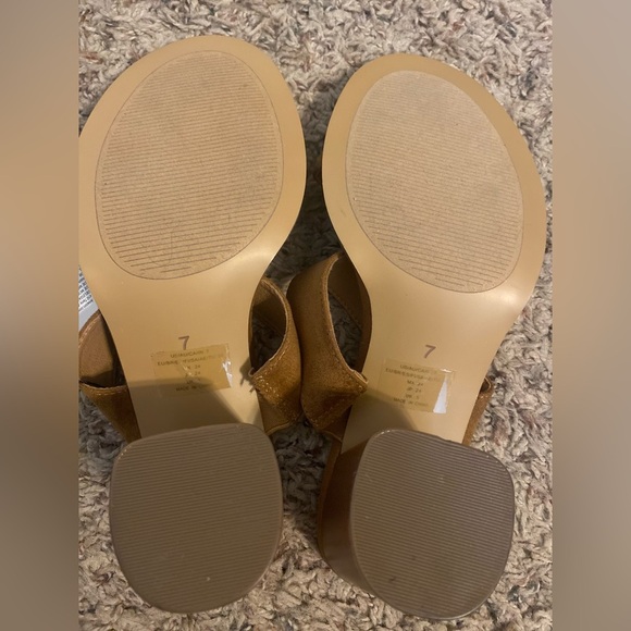 Amazon essentials block heel sandals, 7 - Picture 6 of 6